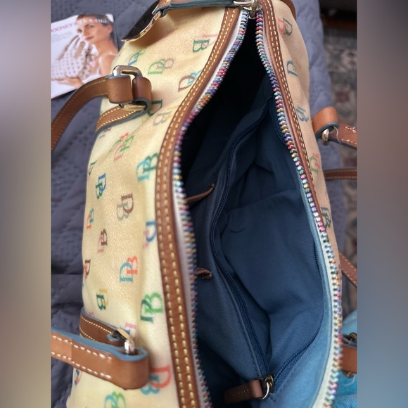 Dooney and Bourke vintage barrel Bag Multicolored - Picture 12 of 16
